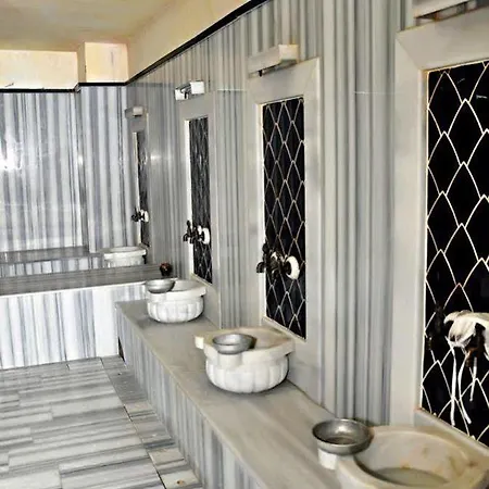 Ceren Family Hotel apartamentowy 3*