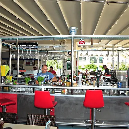 Ceren Family Apartmanhotel 3*