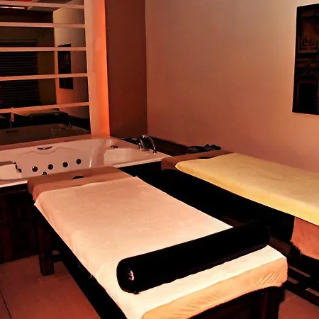 Ceren Family Apartmanhotel