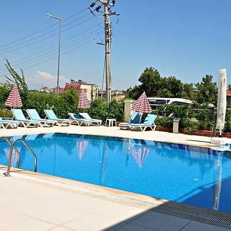 Aparthotel Ceren Family Suit 3*