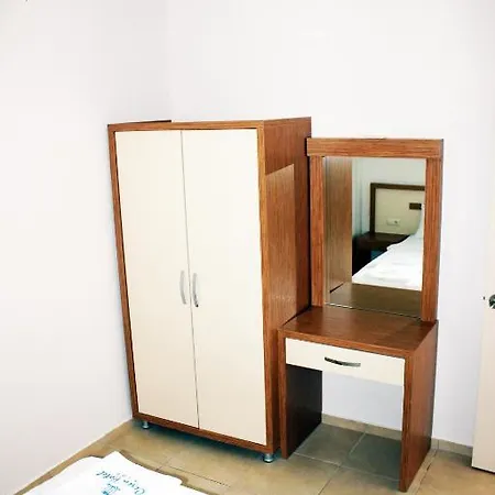 Ceren Family Suit 3*