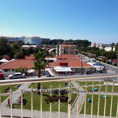 Aparthotel Ceren Family Side